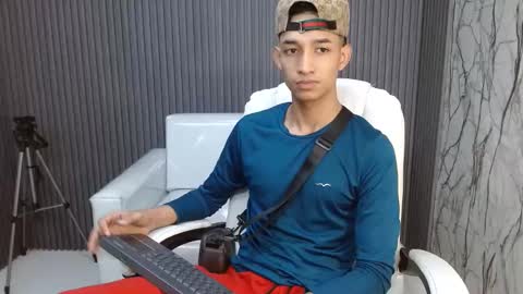 jose_sexycumm online show from September 2025 07:13:02 PM