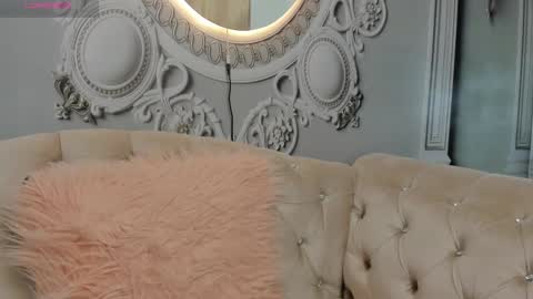 Katalina online show from February 2025 12:28:01 AM