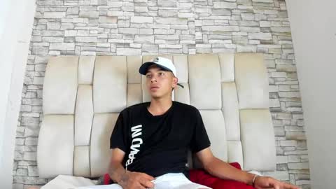 joseph_vans online show from March 2025 04:08:02 AM