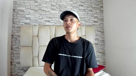 joseph_vans online show from March 2025 04:43:02 AM