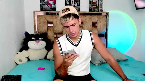 JOSH online show from November 2025 06:14:01 AM