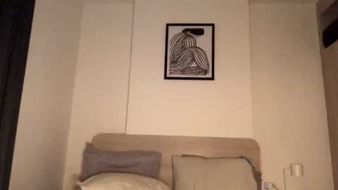 Snapshot of josh_xo chatting on September 2025 06:07:01 PM josh_xo online show from September 2025 06:07:01 PM