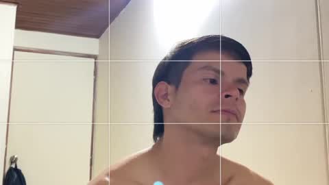 Nicolas online show from April 2026 10:40:02 PM