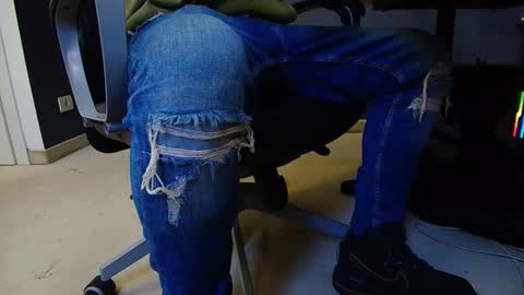 JoshKnight online show from February 2025 12:03:02 PM