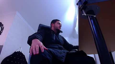 JoshKnight online show from October 2025 05:22:01 AM