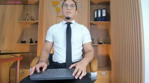 Snapshot of joshmiller___ chatting on June 2026 11:41:02 AM joshmiller___ online show from June 2026 11:41:02 AM