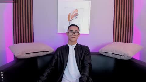 Jostyn Rous online show from March 2026 12:21:02 PM