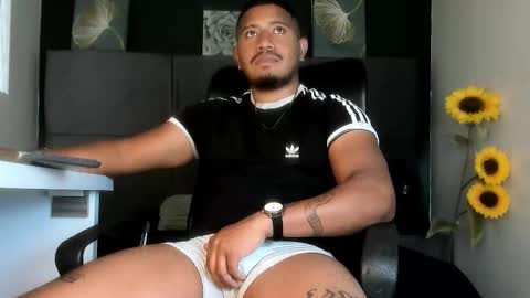 Snapshot of jota_smith chatting on January 2026 12:43:01 PM Jota Smith online show from January 2026 12:43:01 PM