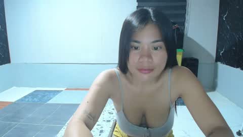 Snapshot of jove_thefoxgirl chatting on June 2026 07:37:01 PM lyn online show from June 2026 07:37:01 PM