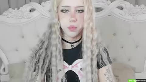 Joy Barker online show from November 2025 03:27:02 AM