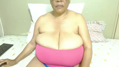 DairyQueen online show from November 2025 04:22:01 AM