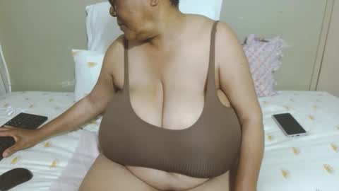 DairyQueen online show from November 2025 06:30:01 AM