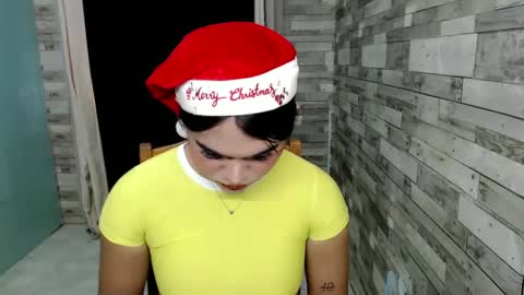 Snapshot of joycum_xxx chatting on December 2024 02:13:02 AM JOY in your heart  online show from December 2024 02:13:02 AM