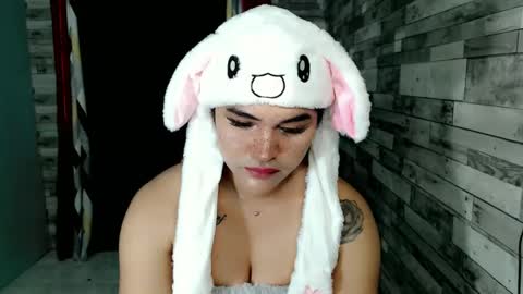 Snapshot of joycum_xxx chatting on January 2025 01:16:02 AM JOY in your heart  online show from January 2025 01:16:02 AM