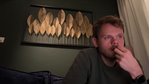 Snapshot of jrnb87 chatting on December 2024 11:42:01 PM JoyBoy online show from December 2024 11:42:01 PM