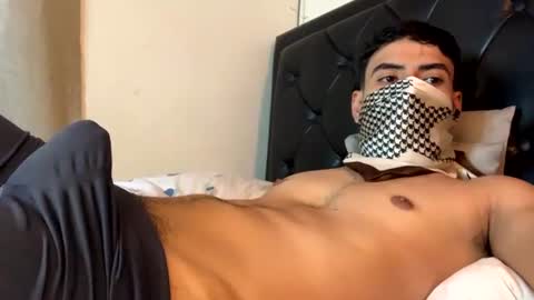 Snapshot of juan_bunny chatting on June 2026 01:41:02 PM lJuanl online show from June 2026 01:41:02 PM