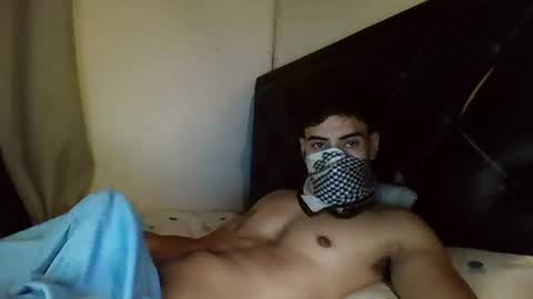 Snapshot of juan_bunny chatting on July 2026 04:11:02 AM lJuanl online show from July 2026 04:11:02 AM