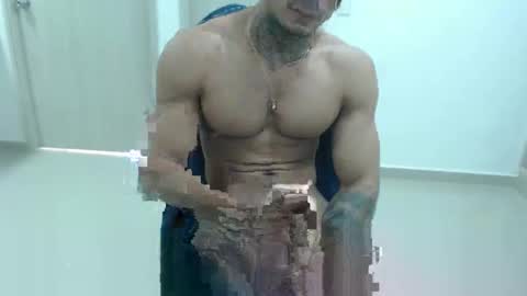 juan_gomez_1 online show from December 2024 01:49:02 PM