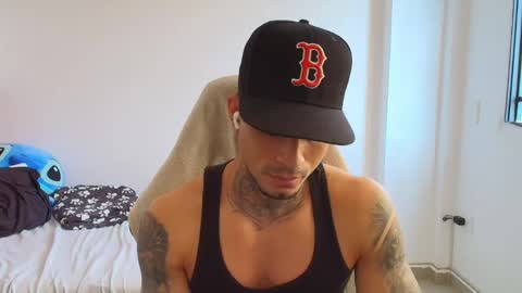 Snapshot of juan_gomez_1 chatting on May 2026 09:44:02 PM juan_gomez_1 online show from May 2026 09:44:02 PM