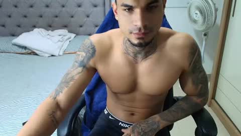 juan_gomez_1 online show from July 2026 11:58:01 PM