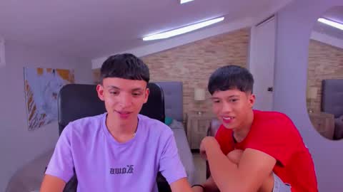 Snapshot of juan_nd_steven chatting on December 2024 07:13:02 AM JuanSteven online show from December 2024 07:13:02 AM