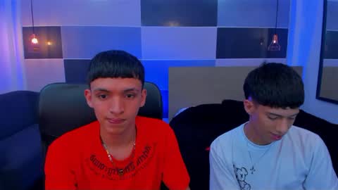Snapshot of juan_nd_steven chatting on January 2025 07:51:02 AM JuanSteven online show from January 2025 07:51:02 AM
