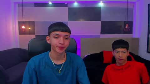 Snapshot of juan_nd_steven chatting on January 2025 12:43:02 PM JuanSteven online show from January 2025 12:43:02 PM