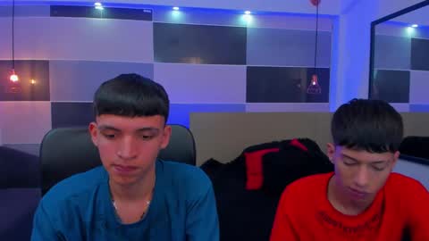 Snapshot of juan_nd_steven chatting on February 2025 04:25:01 AM JuanSteven online show from February 2025 04:25:01 AM