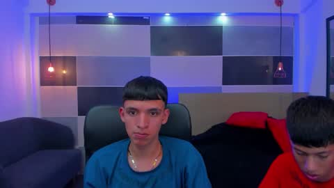 Snapshot of juan_nd_steven chatting on February 2025 11:39:02 AM JuanSteven online show from February 2025 11:39:02 AM