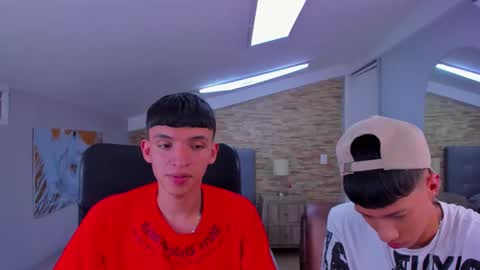 Snapshot of juan_nd_steven chatting on March 2025 07:38:02 AM JuanSteven online show from March 2025 07:38:02 AM