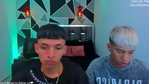 JuanSteven online show from April 2026 01:17:02 AM