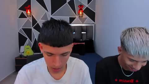 Snapshot of juan_nd_steven chatting on April 2026 02:36:01 AM JuanSteven online show from April 2026 02:36:01 AM