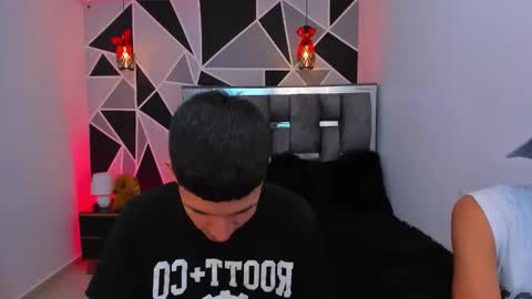 Snapshot of juan_nd_steven chatting on May 2026 03:58:01 AM JuanSteven online show from May 2026 03:58:01 AM