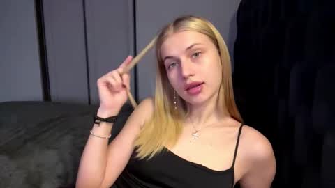 Lola online show from March 2026 11:05:01 AM