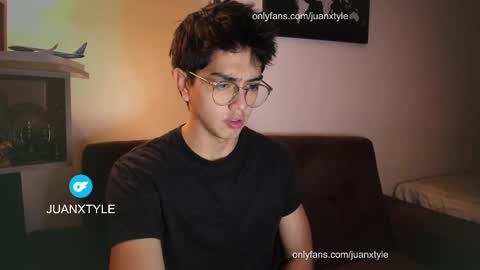 . online show from November 2025 05:59:01 PM