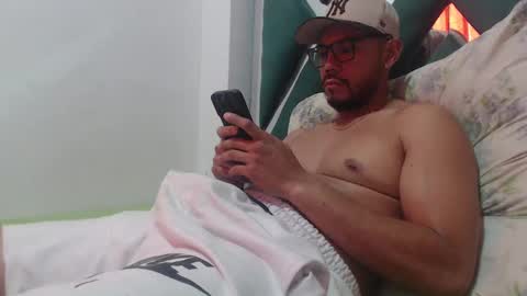 juanfe_style online show from November 2025 03:43:02 PM