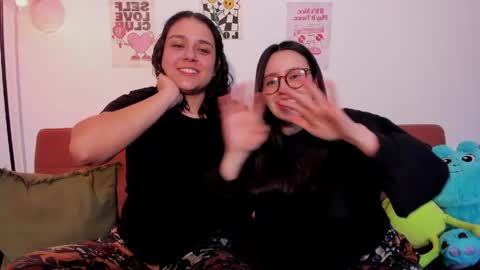 juanitaaa_ online show from April 2026 02:03:02 AM