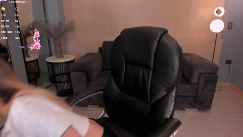 Juanita Clay online show from March 2025 12:12:01 PM