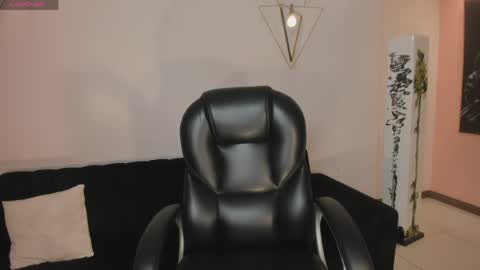 Juanita Clay online show from April 2026 07:41:01 PM