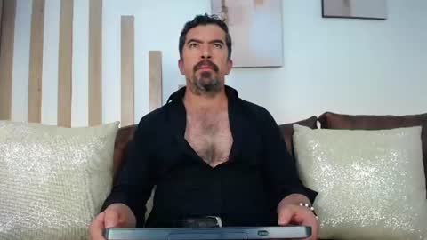 Snapshot of juank_fit45 chatting on June 2026 03:11:01 AM Juan k online show from June 2026 03:11:01 AM