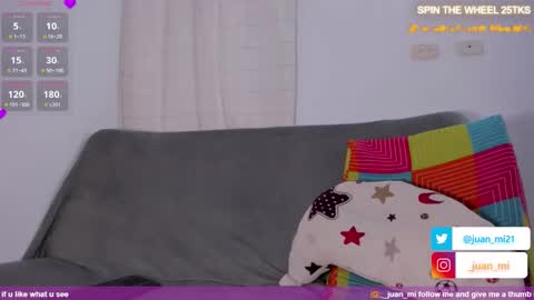 Juan Miguel online show from November 2025 04:07:01 PM