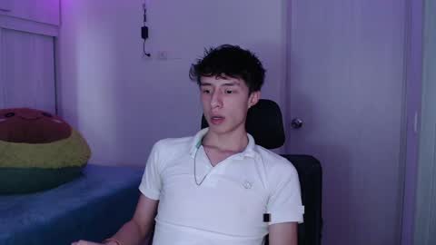 juanmres online show from April 2026 09:32:01 PM