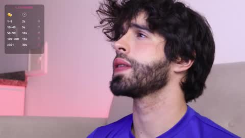 Juan online show from October 2025 09:13:01 PM