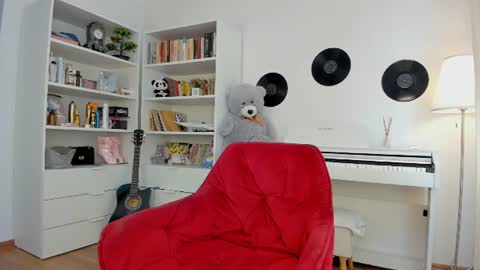 Judy online show from June 2026 08:42:02 AM