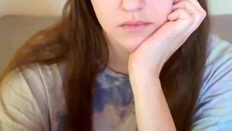 JuiceTalia online show from February 2025 09:38:02 AM