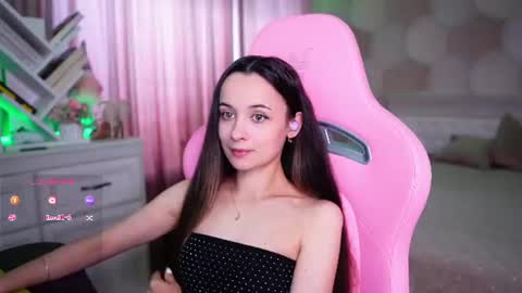 Angelina online show from June 2026 12:44:01 PM