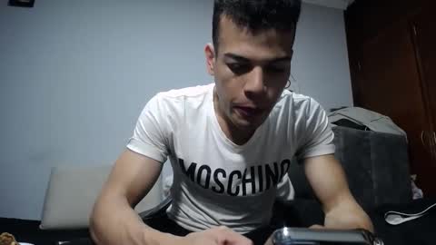 Miguel online show from September 2025 11:04:01 PM