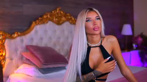 Snapshot of juicy_jessye chatting on July 2026 07:49:02 PM Jessye online show from July 2026 07:49:02 PM