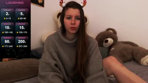 Snapshot of juicy_mystery chatting on December 2024 03:42:01 PM laura online show from December 2024 03:42:01 PM