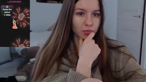 Snapshot of juicy_mystery chatting on January 2025 10:27:02 AM laura online show from January 2025 10:27:02 AM